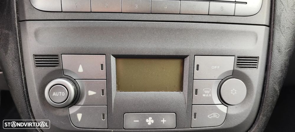 Fiat Linea 1.3 M-Jet Emotion - 19