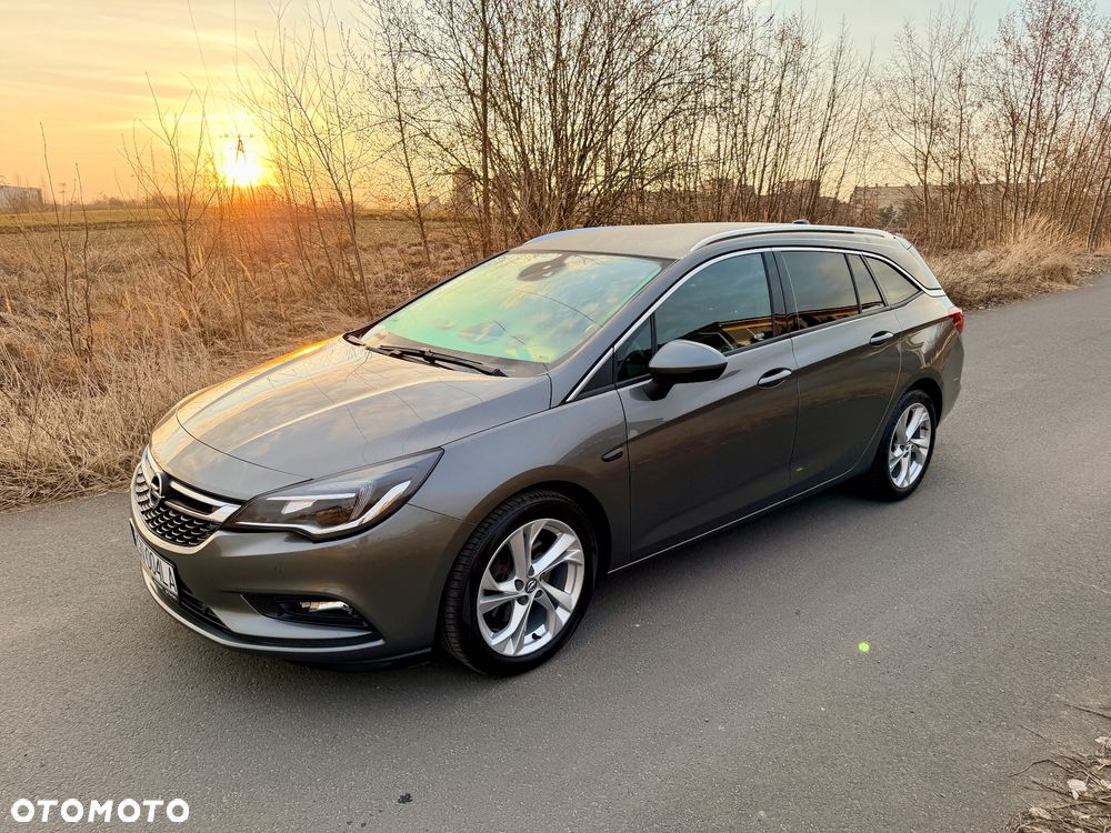 Opel Astra 1.6 CDTI Dynamic S&S - 2