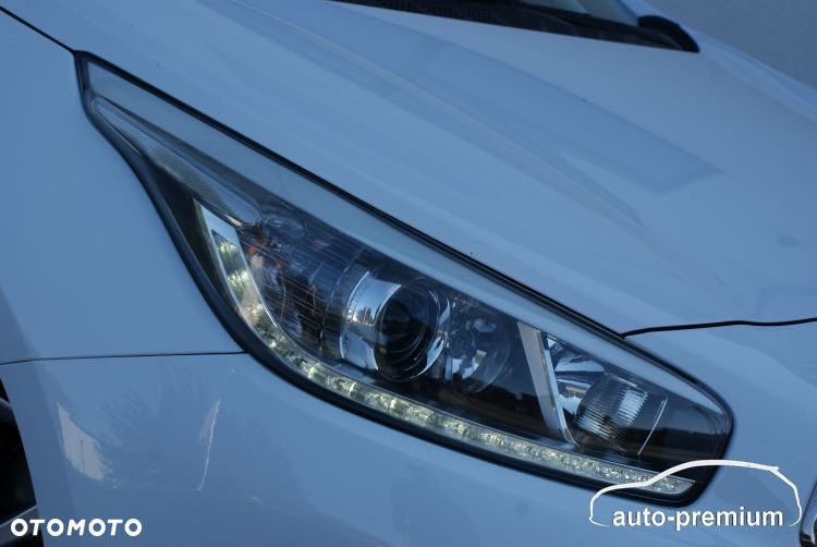 Kia Ceed 1.6 GDI Dream Team Edition - 32