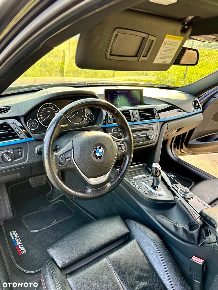 BMW Seria 3 330d M Sport - 9