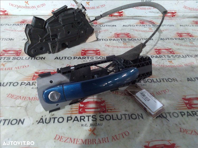 maner exterior usa stanga fata seat ibiza an fabr. 2011 - 1