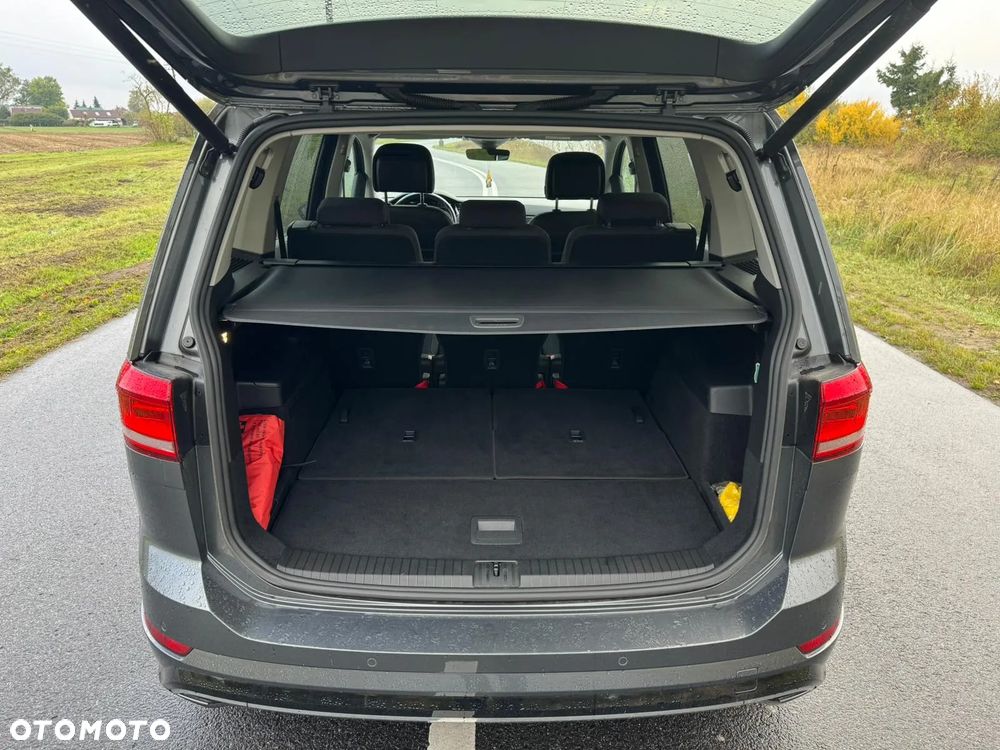 Volkswagen Touran 1.5 TSI ACT OPF IQ.DRIVE - 11