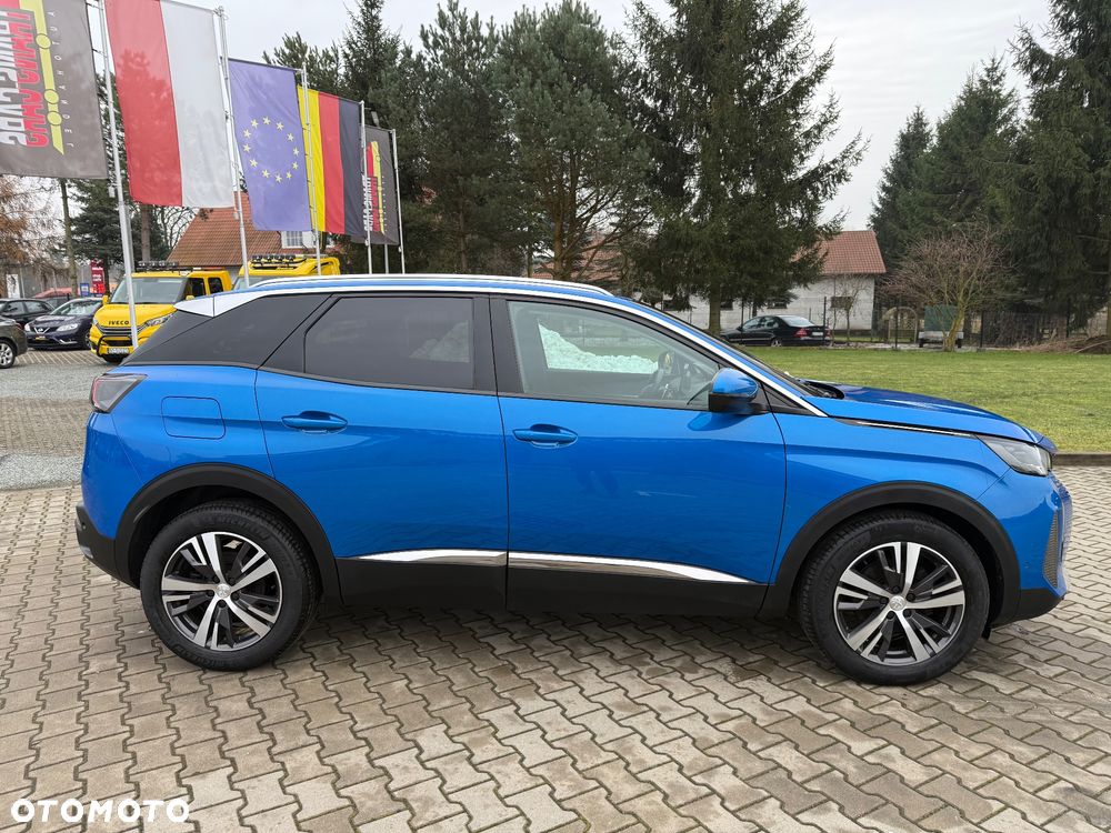 Peugeot 3008 1.2 PureTech Allure S&S EAT8 - 8