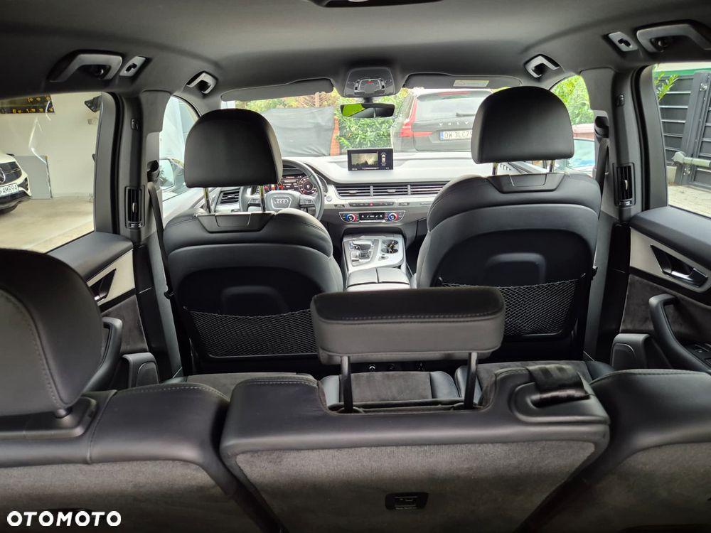 Audi Q7 - 19