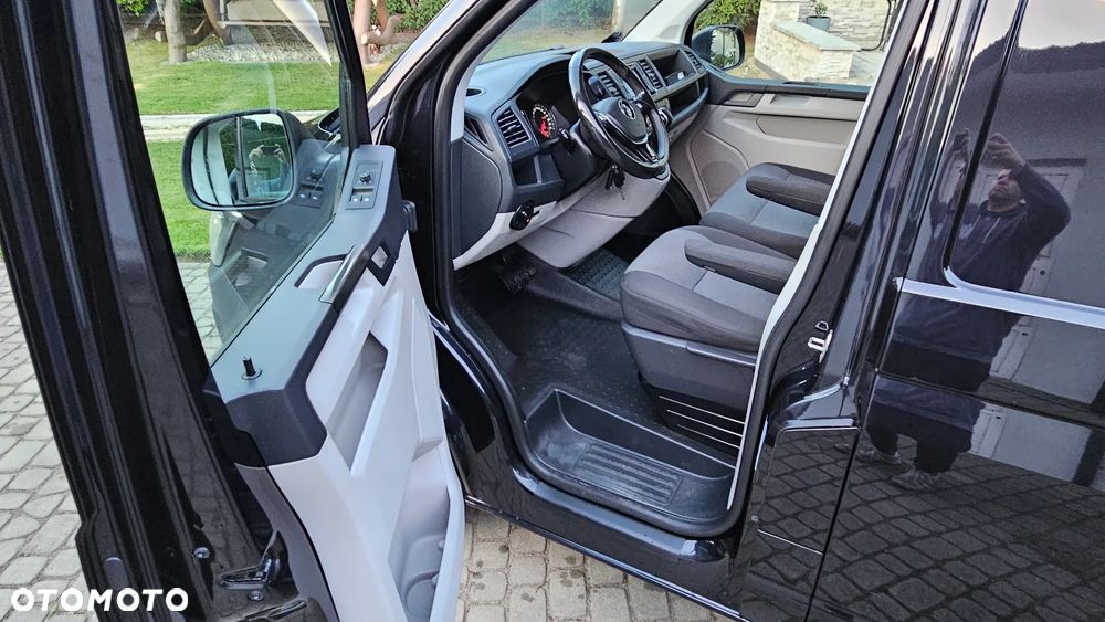 Volkswagen Transporter T6 2,0TDI 150KM DSG L2 Długi Klima Webasto Tempomat Hak - 9