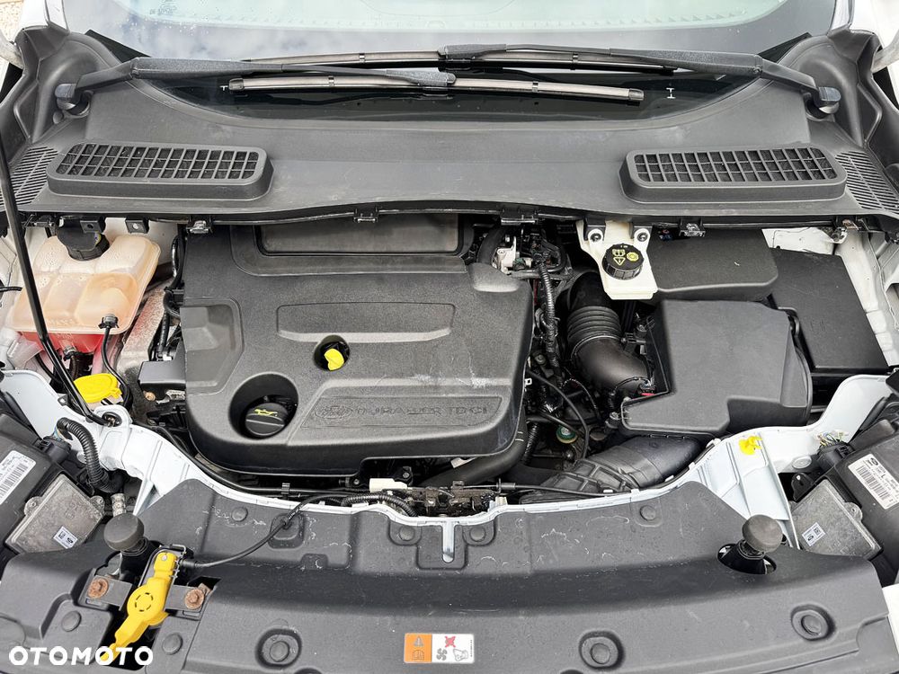 Ford Kuga 2.0 TDCi 4x4 Titanium - 39