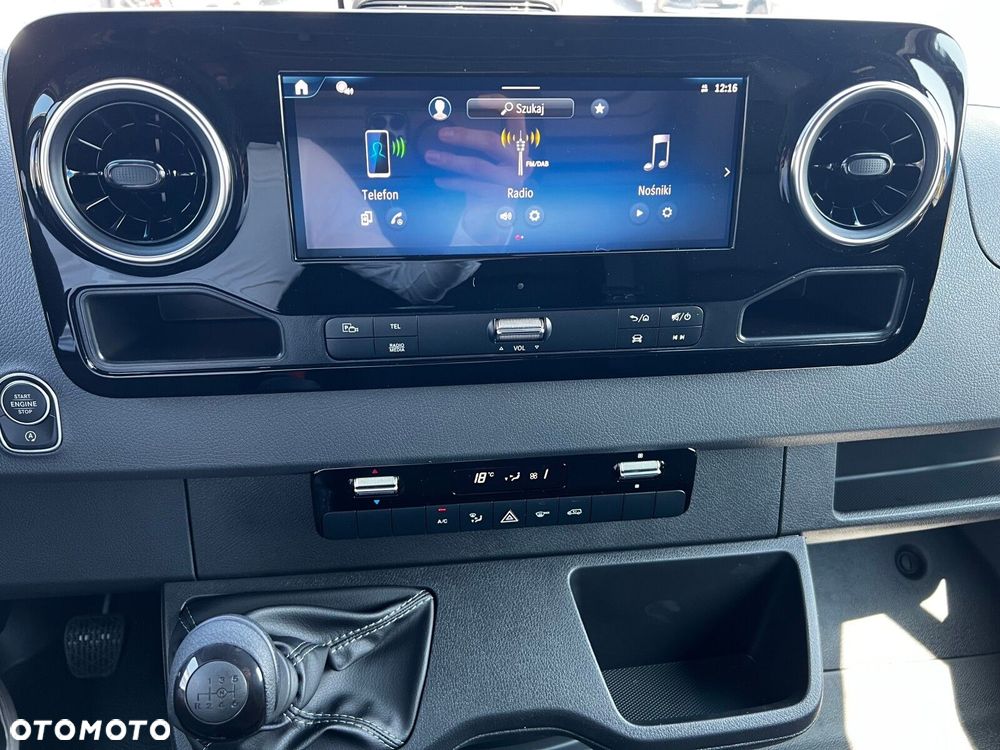 Mercedes-Benz Sprinter Sprinter - 12