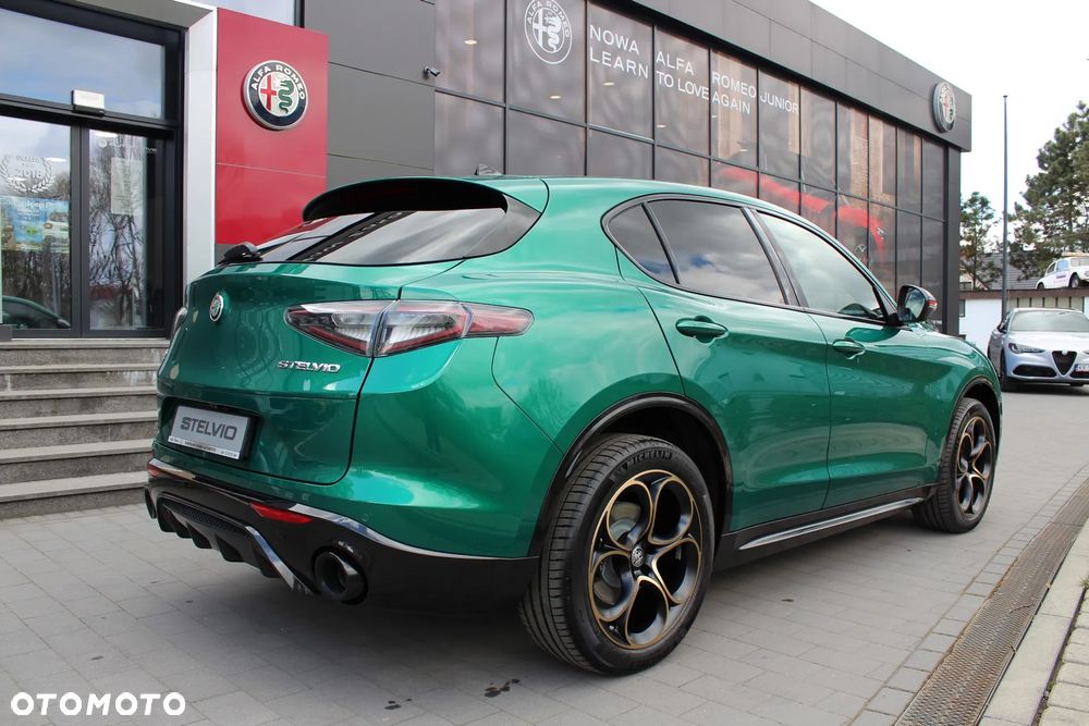 Alfa Romeo Stelvio 2.0 Turbo Intensa Q4 - 3