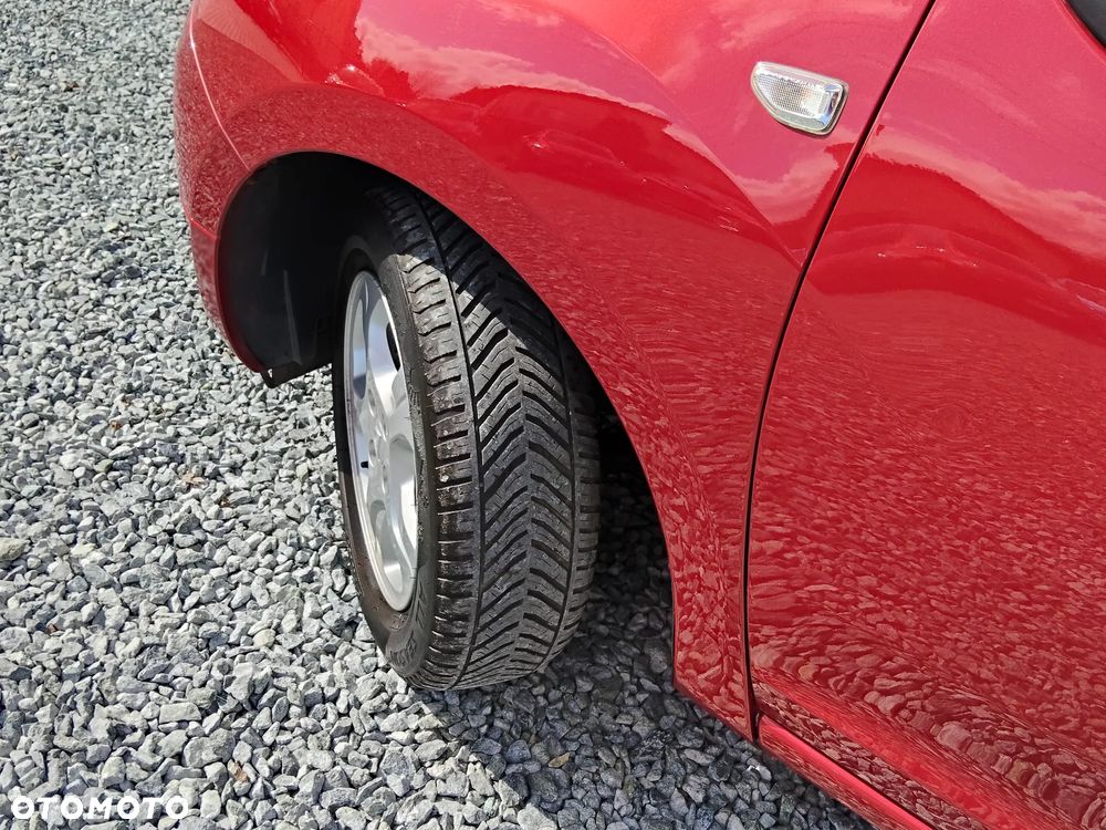 Dacia Sandero 0.9 TCe Laureate - 7