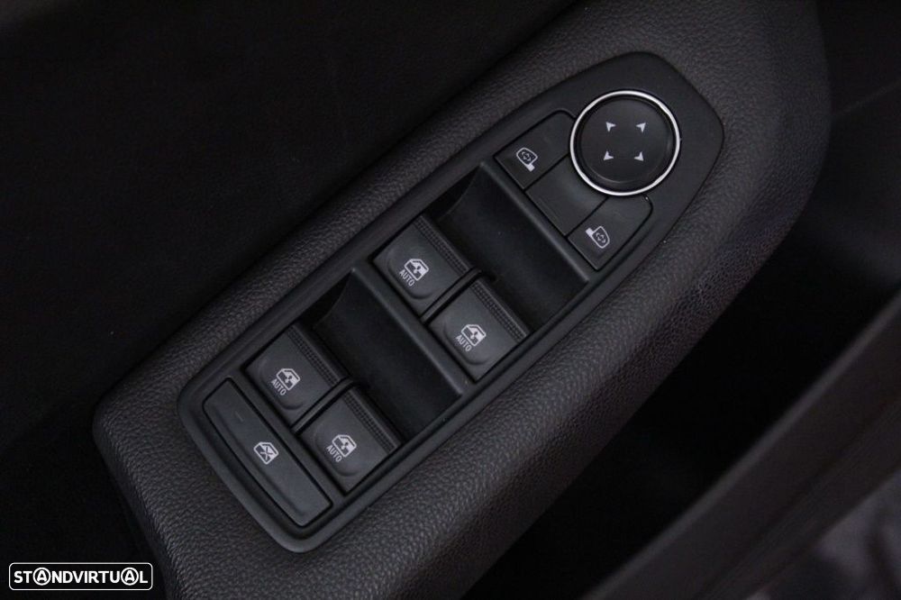 Renault Clio 1.0 TCe Techno - 20