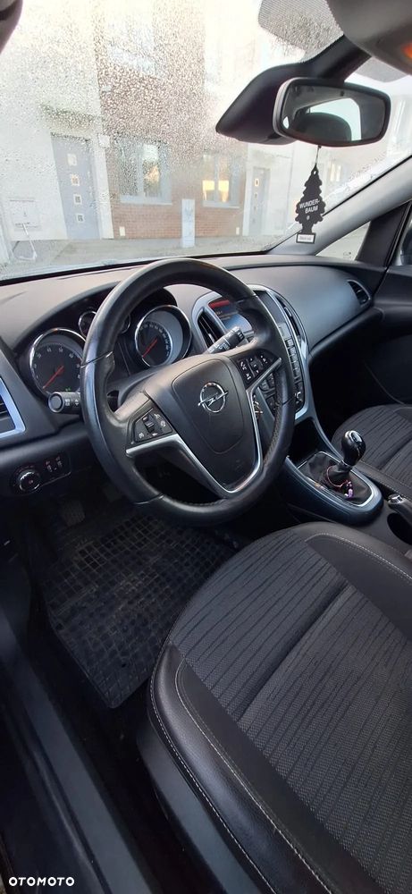 Opel Astra 1.4 Enjoy - 17