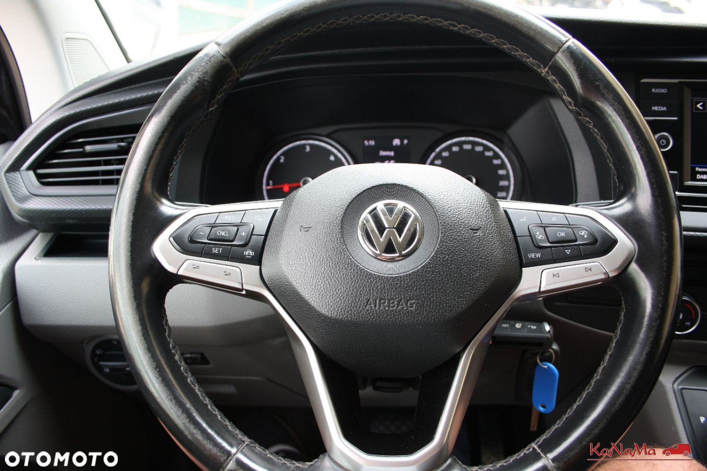 Volkswagen Transporter - 22
