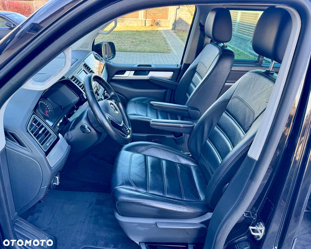 Volkswagen Multivan - 11