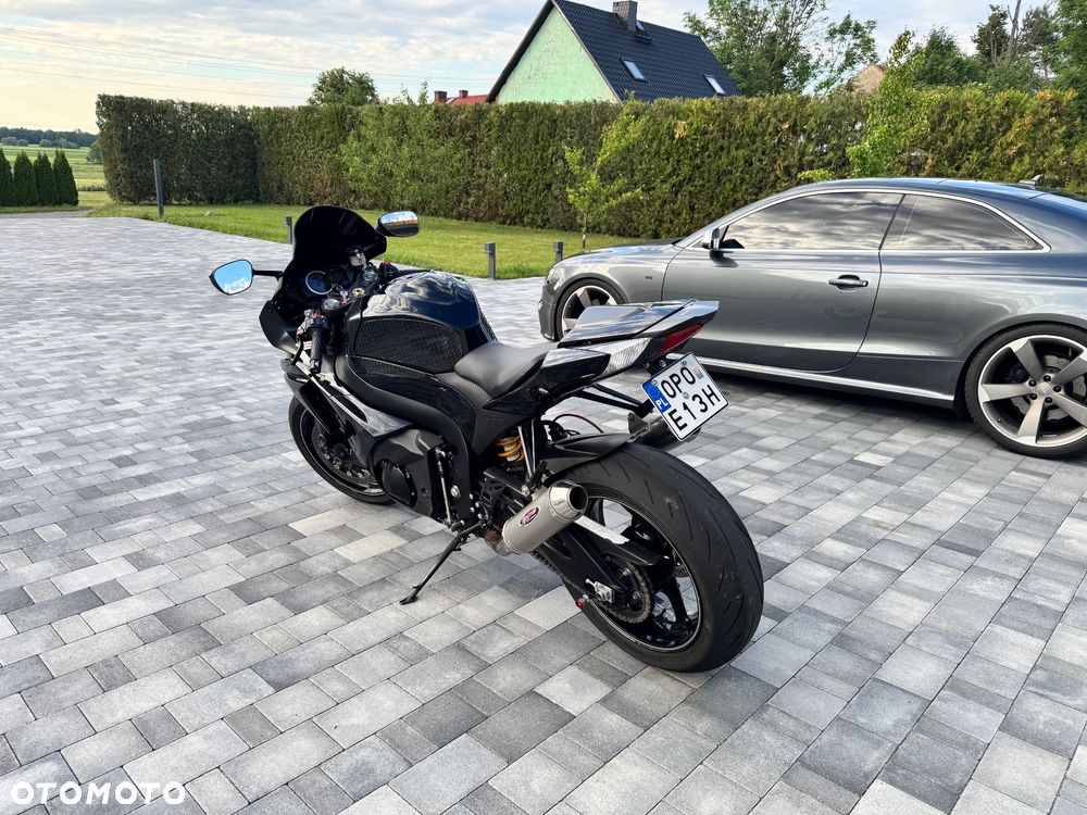 Suzuki GSX 1000 - 7