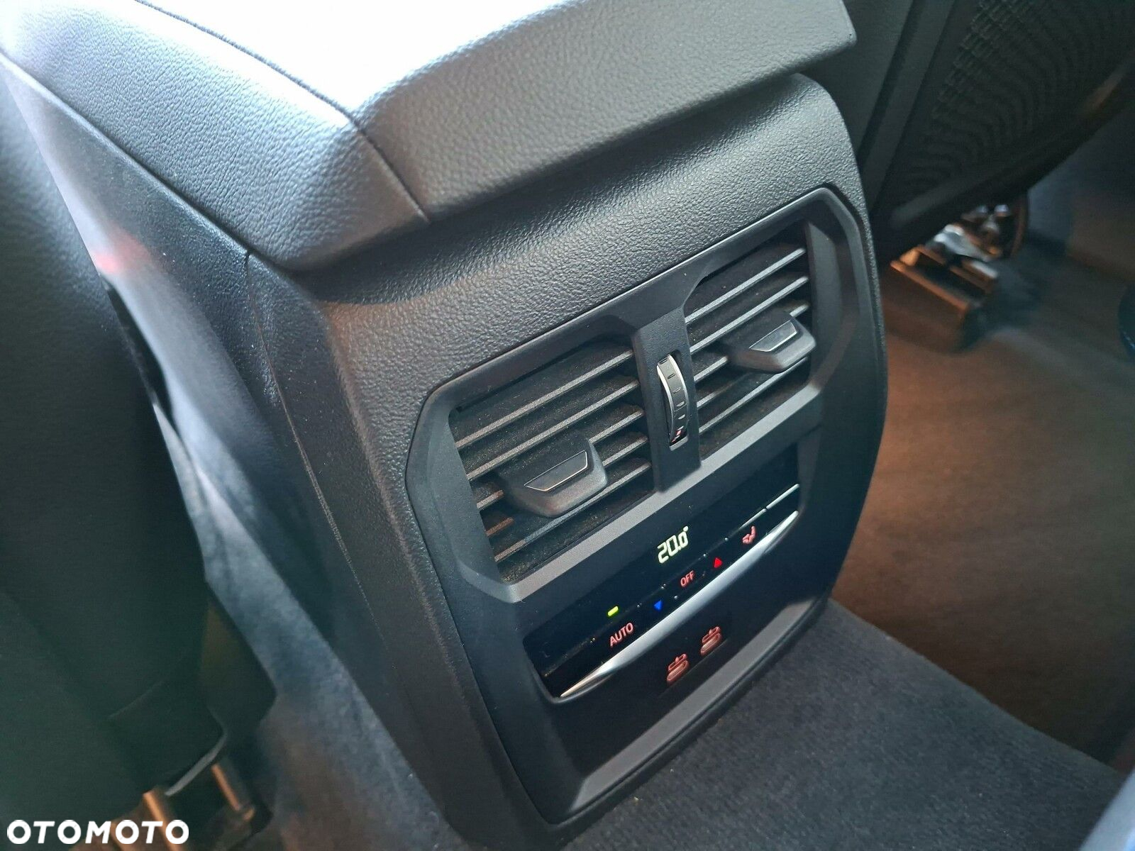 BMW Seria 3 330i xDrive M Sport sport - 25