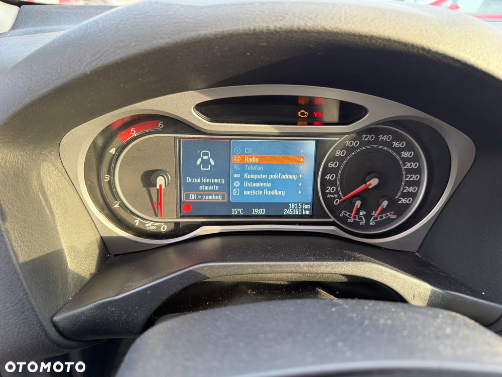 Ford Mondeo - 13