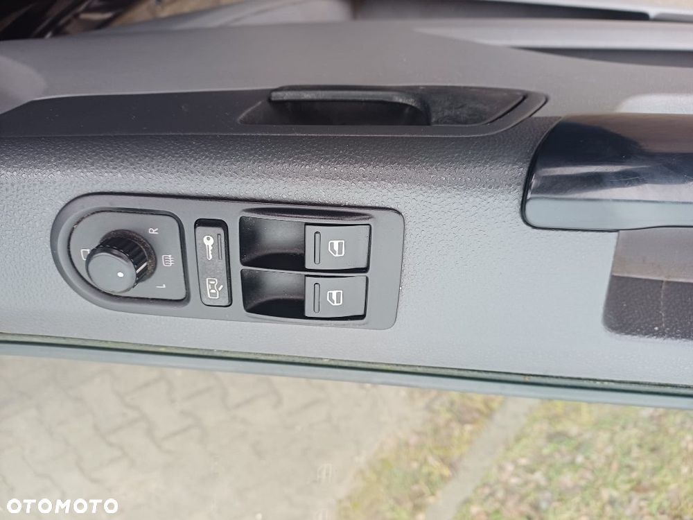 Volkswagen Transporter - 8