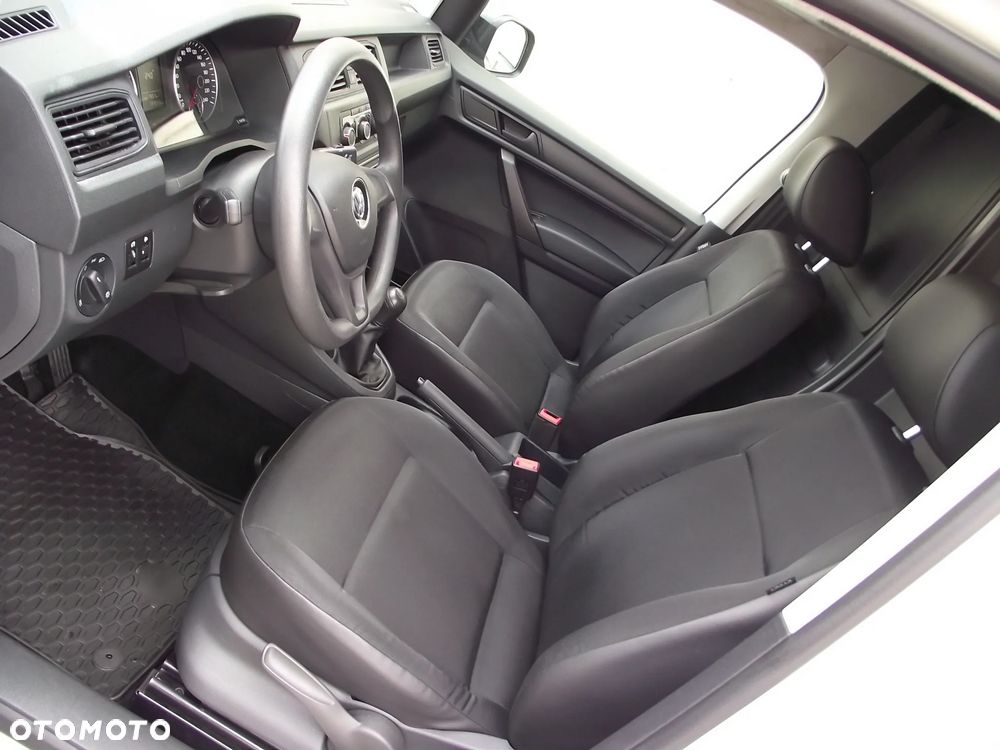 Volkswagen CADDY MAXI - 16
