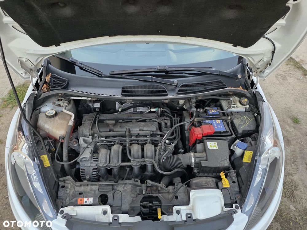 Ford Fiesta 1.25 Champions Edition - 23