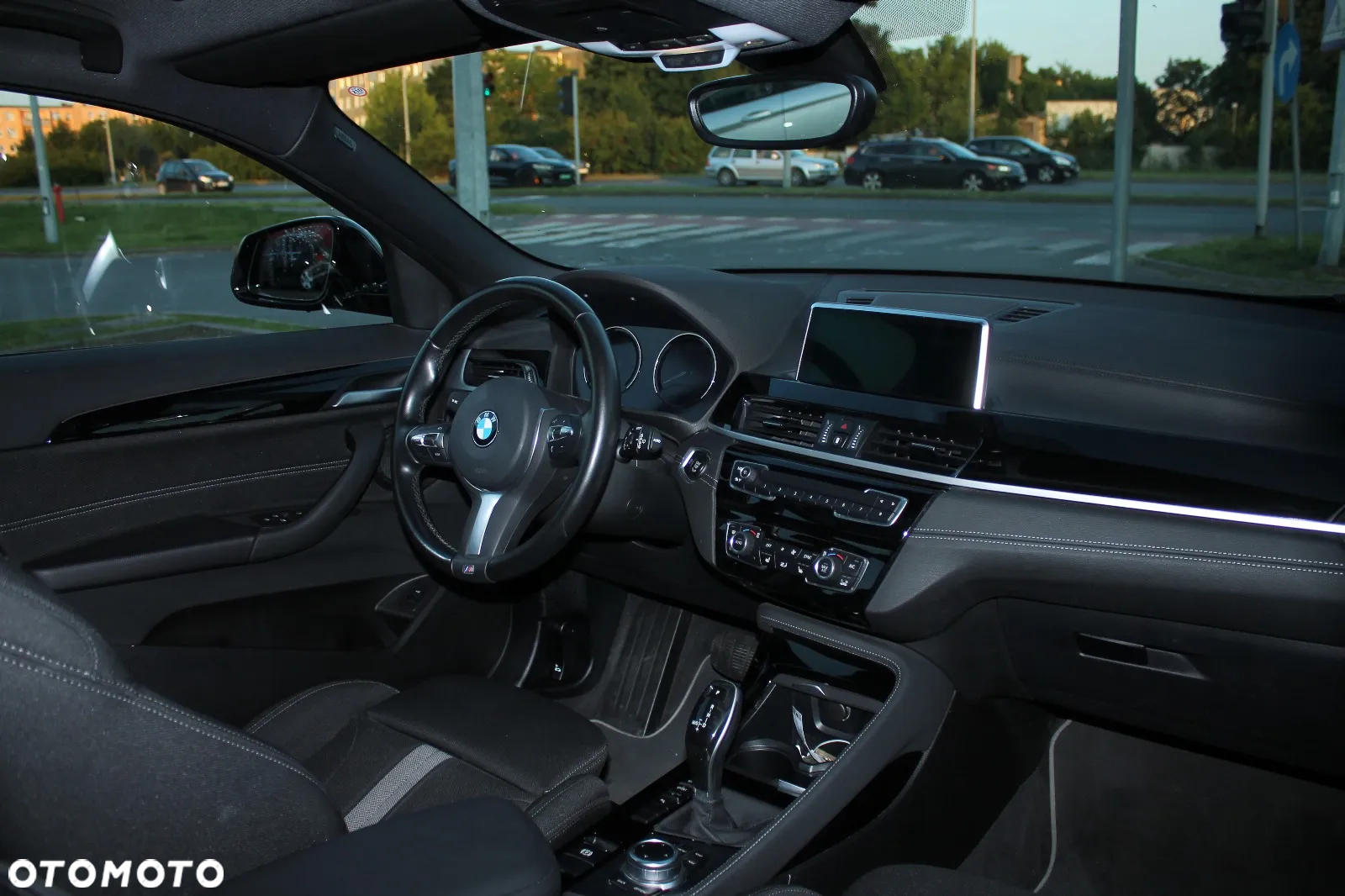 BMW X2 sDrive18i Business Edition - 9