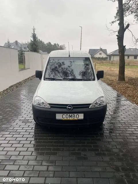 Opel Combo - 2