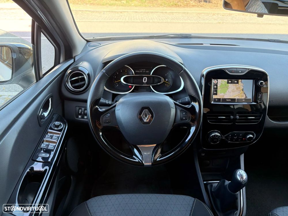 Renault Clio Sport Tourer 1.5 dCi Luxe - 17