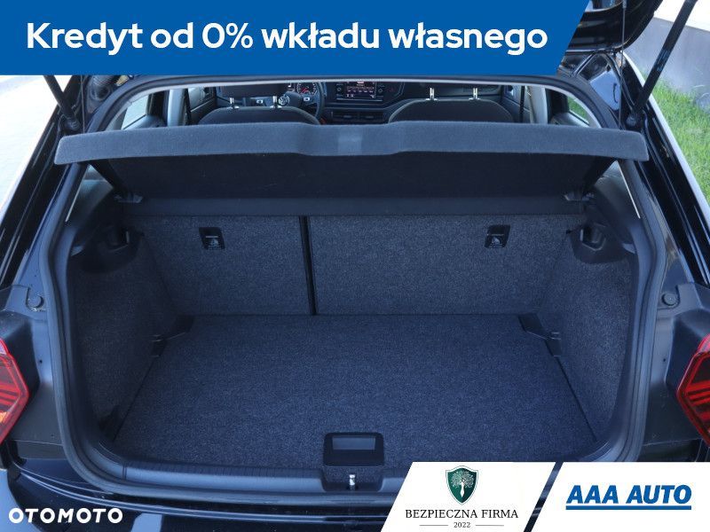 Volkswagen Polo - 14