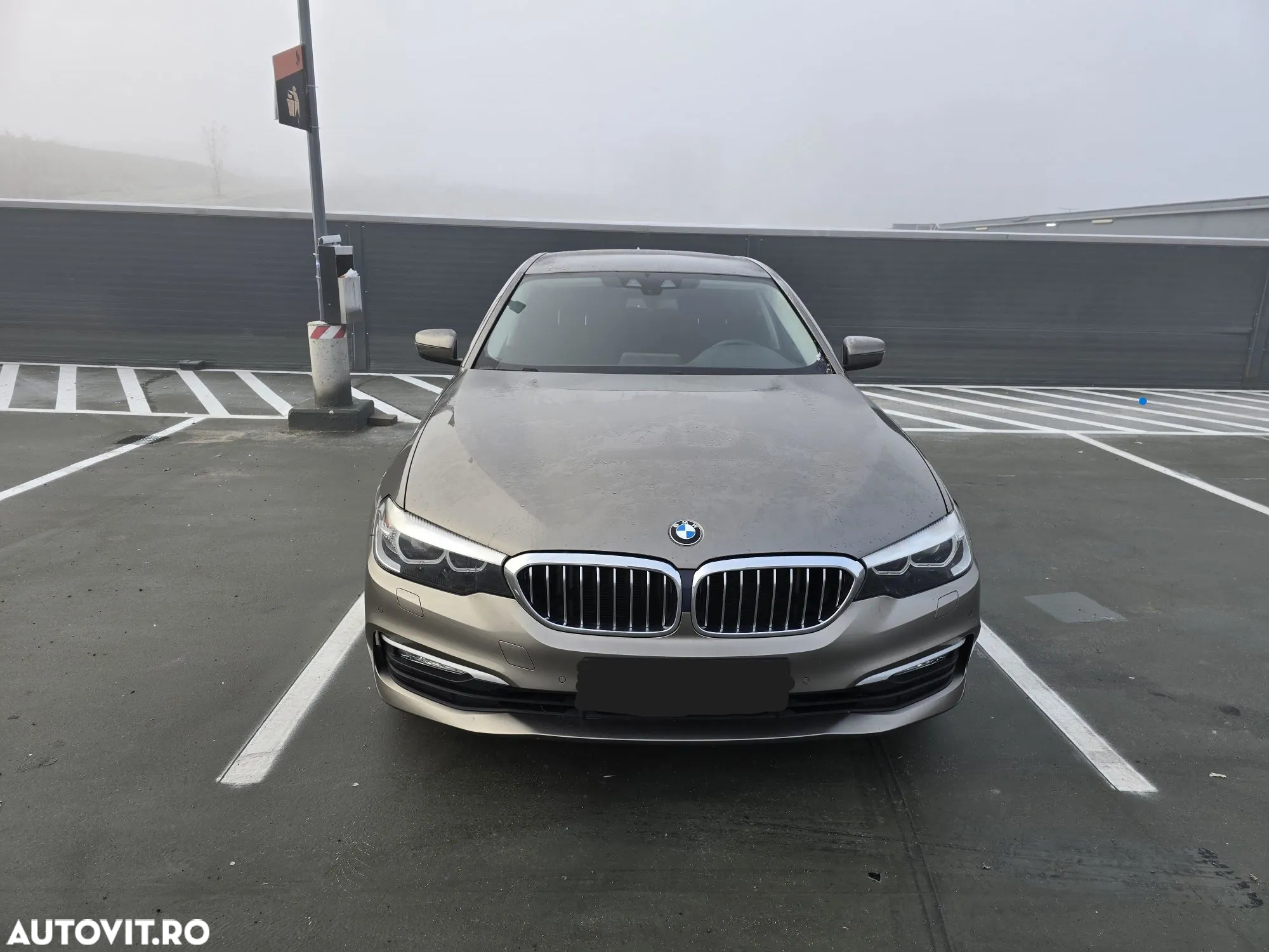 BMW Seria 5 520d AT - 4
