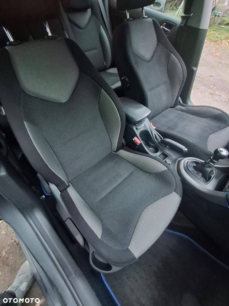 Peugeot 308 1.6 HDi Premium - 11