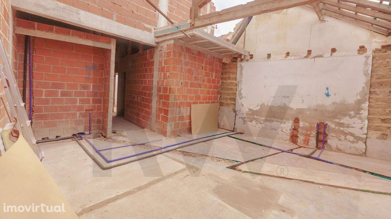 O Seu Novo Começo em Almeirim — Moradia T2 com Design Contemporâneo - Grande imagem: 3/14