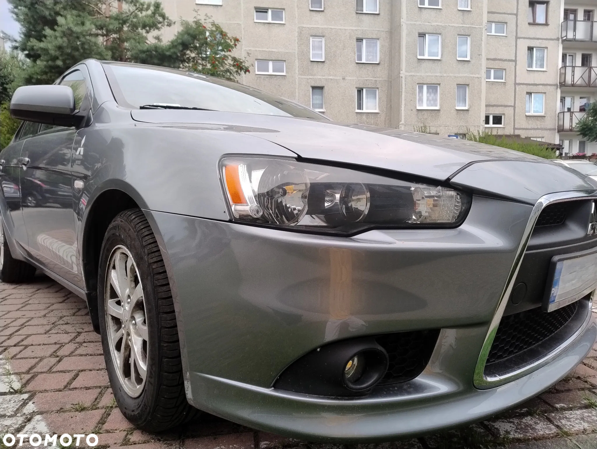Mitsubishi Lancer 1.6 Invite - 5