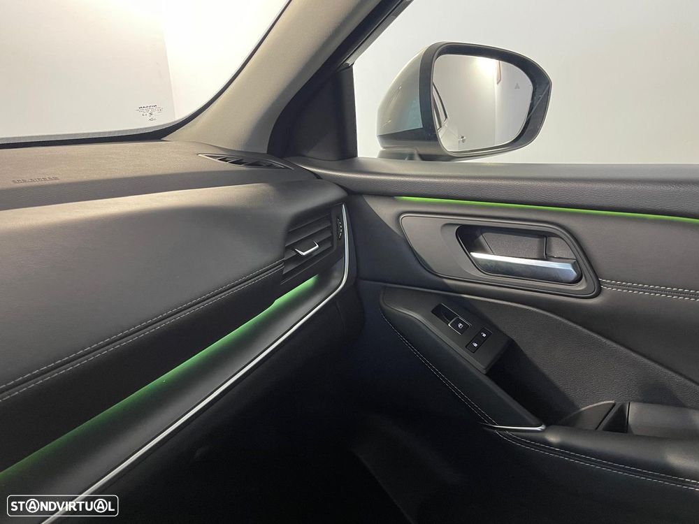 Nissan Qashqai 1.3 DIG-T N-Connecta LED Xtronic - 38