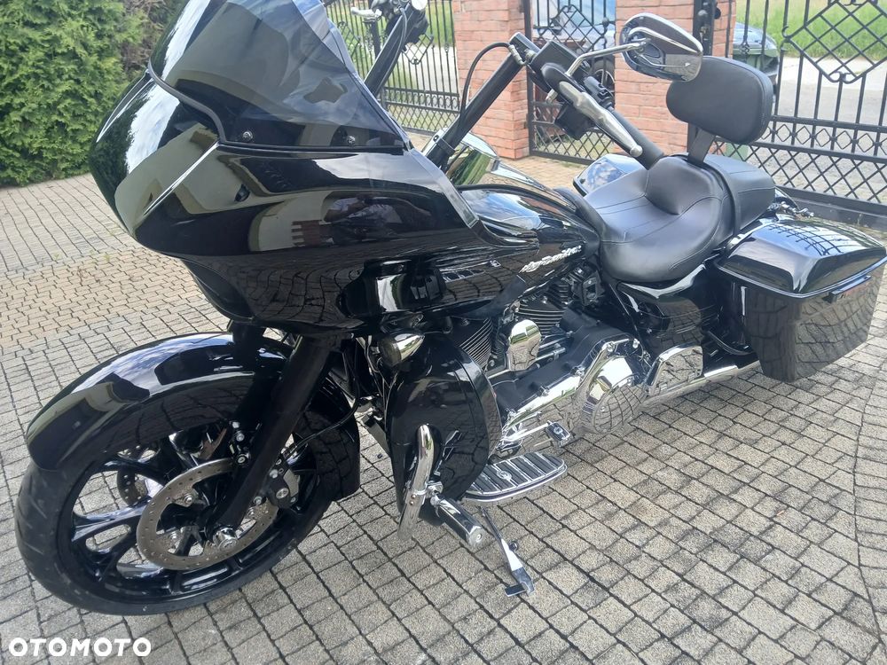Harley-Davidson Touring Road Glide - 9