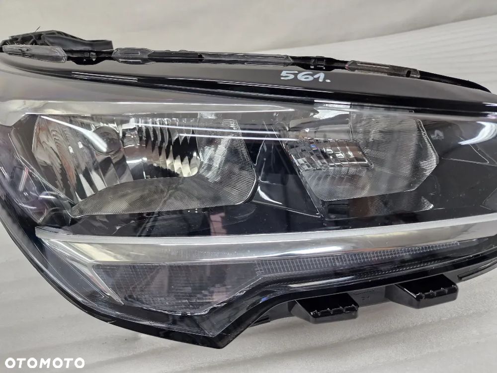 OPEL CORSA F 19- PRAWA ZWYKŁA LAMPA PRZEDNIA PRZÓD , NR 39162649 , NR AUKCJI LL561 - 5