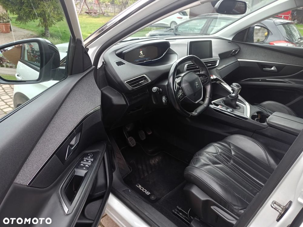 Peugeot 3008 BlueHDi 150 Stop & Start Allure - 19