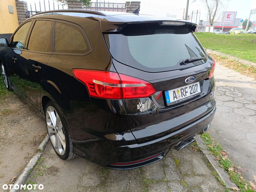 Ford Focus 2.0 EcoBoost ST mit Leder-Sport-Paket - 21