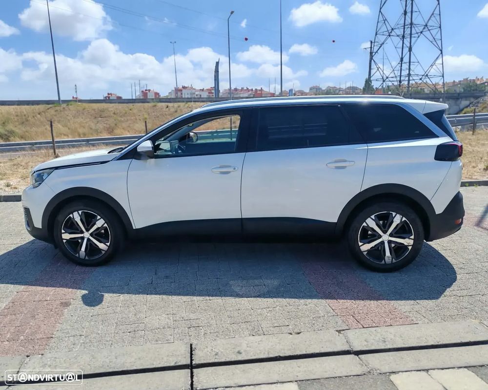 Peugeot 5008 1.5 BlueHDi Allure EAT8 - 1