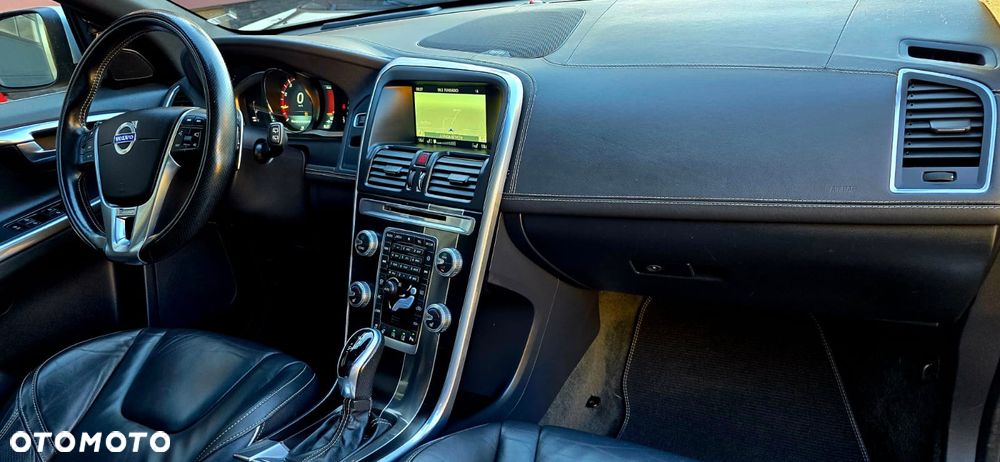 Volvo XC 60 T5 Drive-E R-Design Summum - 38