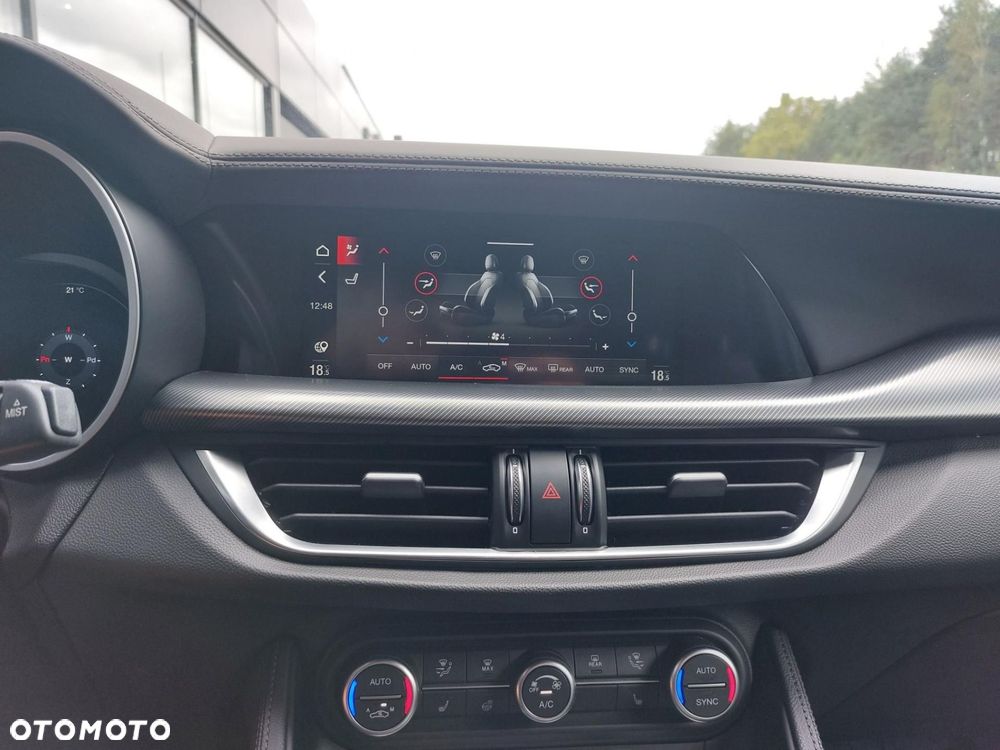 Alfa Romeo Stelvio - 27