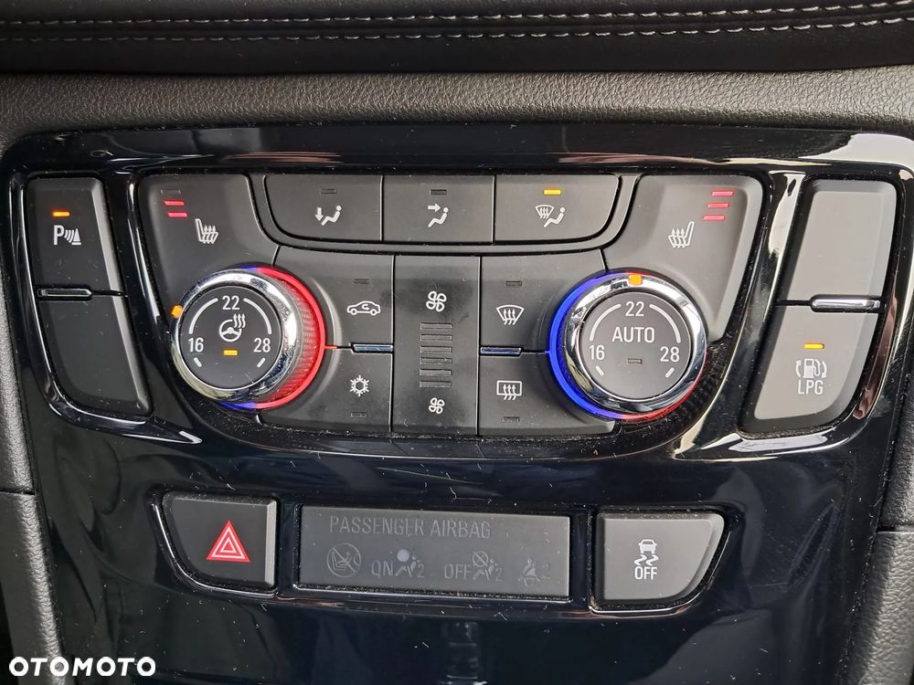 Opel Mokka X 1.4 T Color Edition S&S - 3