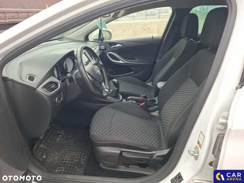 Opel Astra - 17