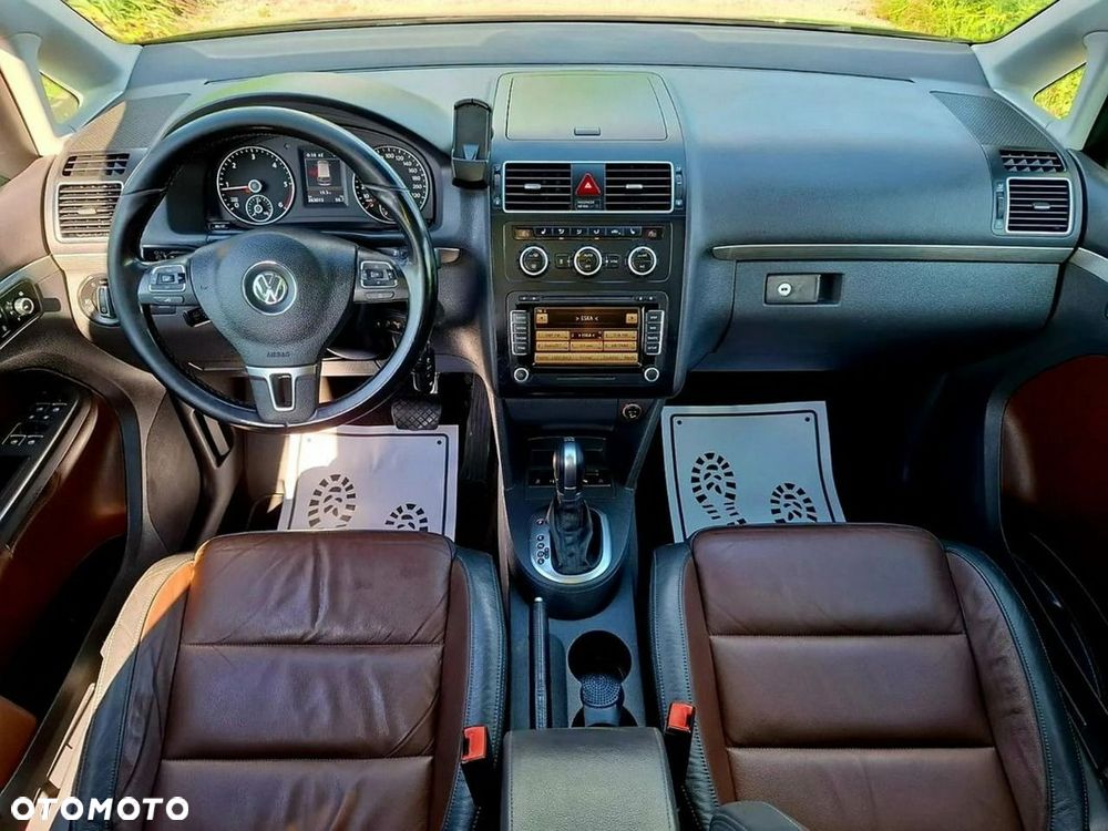 Volkswagen Touran 2.0 TDI DPF Highline DSG - 30