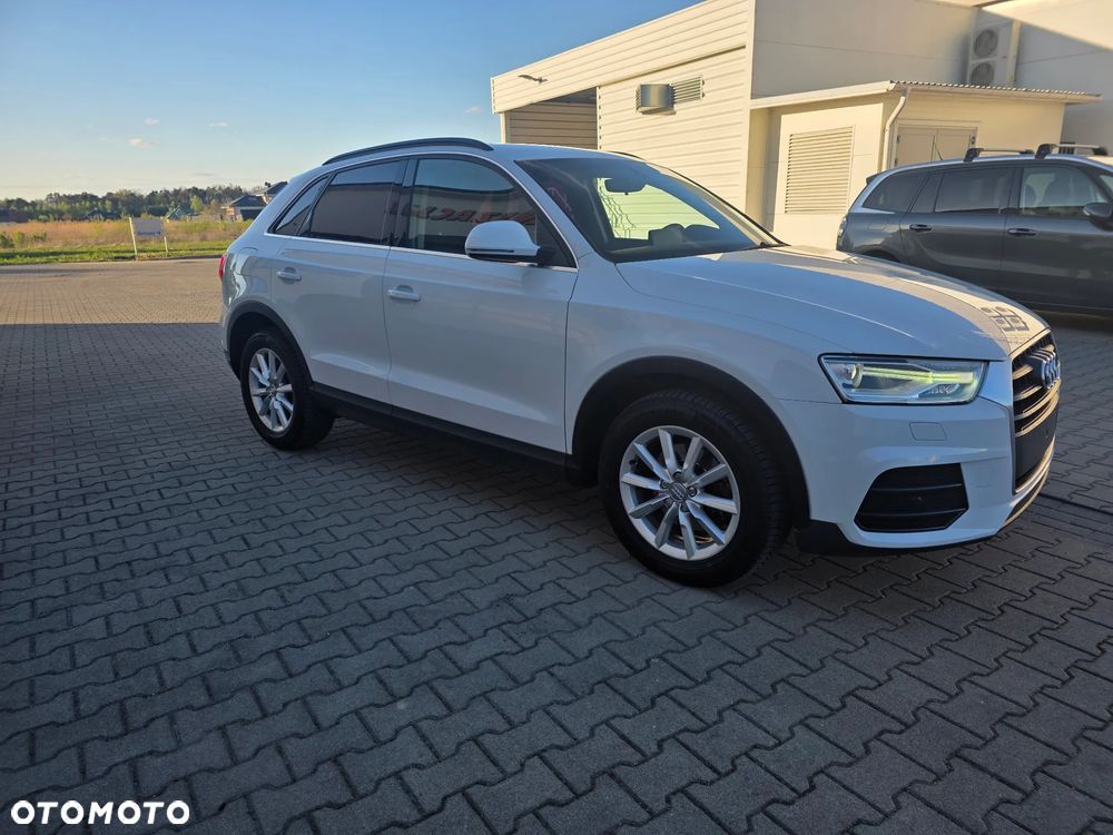 Audi Q3 2.0 TDI S tronic sport - 3