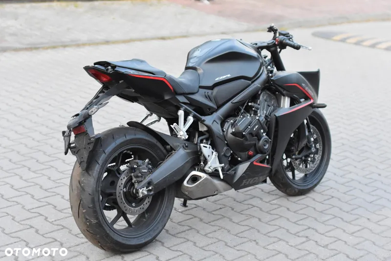 Honda CBR - 16