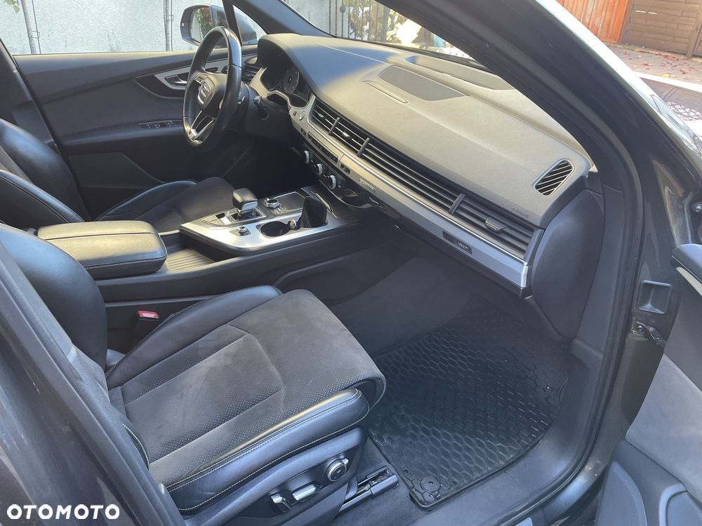Audi Q7 3.0 TDI ultra Quattro Tiptronic - 18