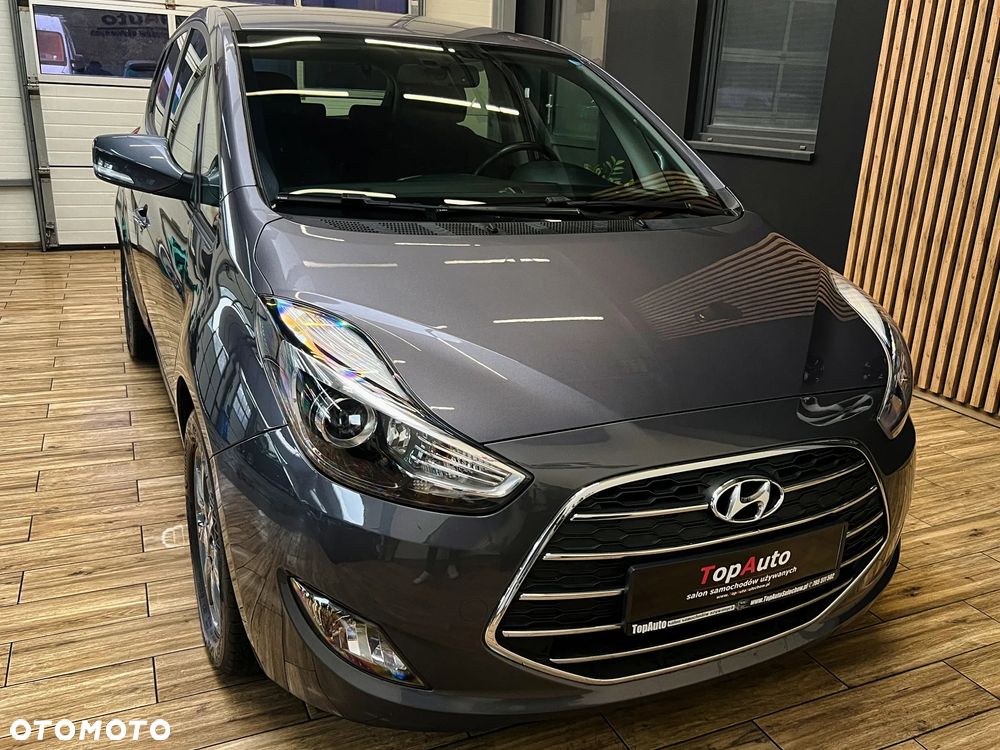 Hyundai ix20 1.4 Premium blue - 4