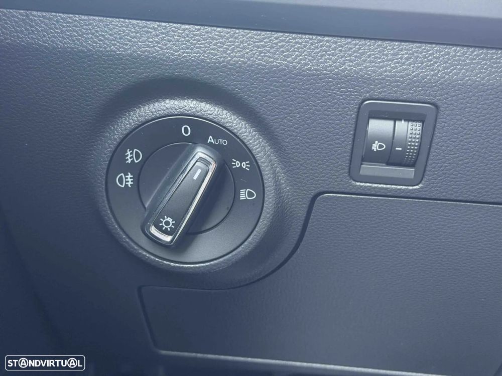 SEAT Ibiza 1.0 TSI S&S Style - 33