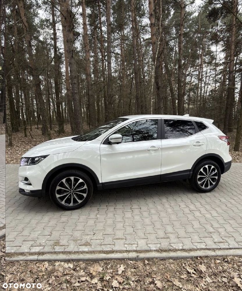 Nissan Qashqai - 2