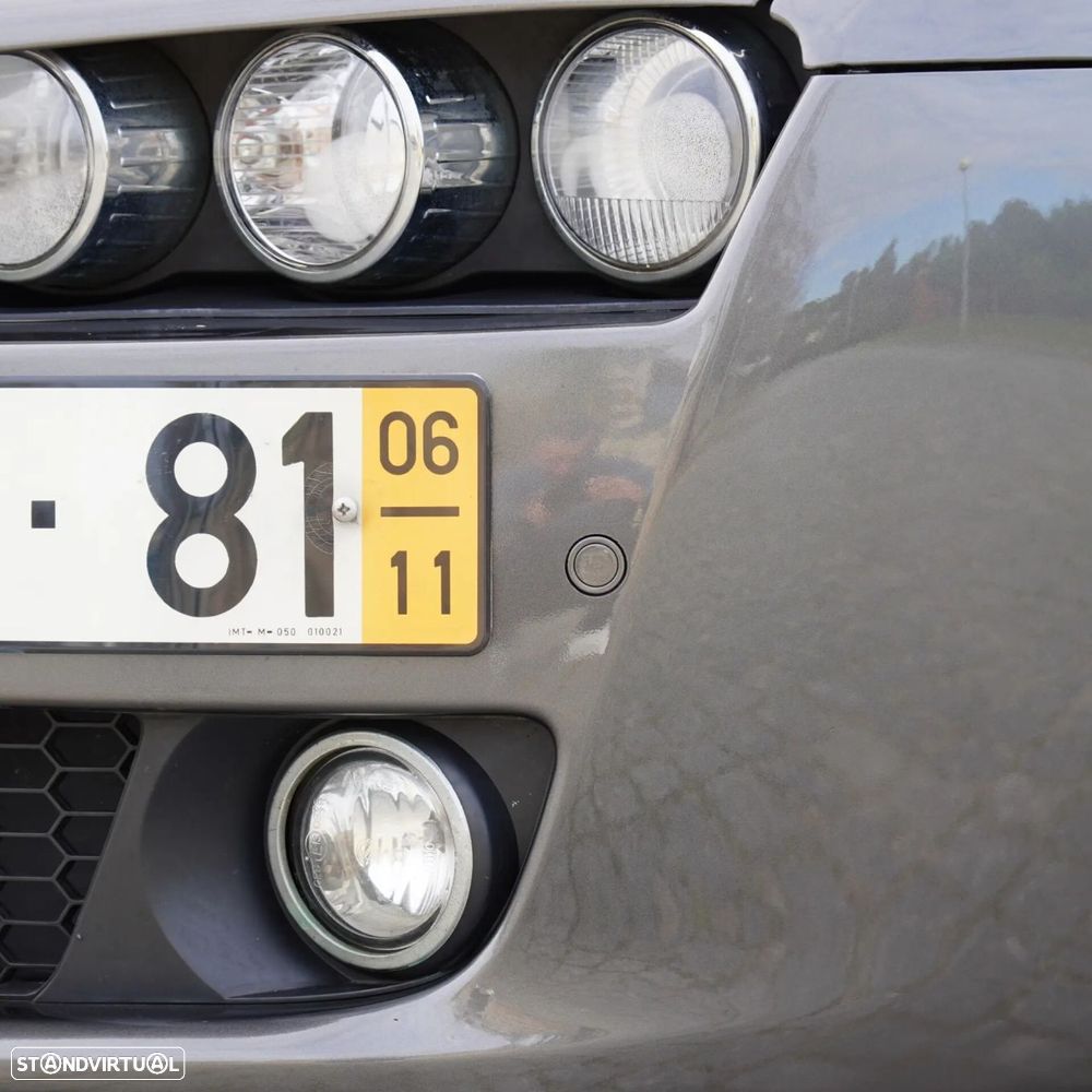 Alfa Romeo 159 Sportwagon 1.9 JTDm 16V Sportiva - 30