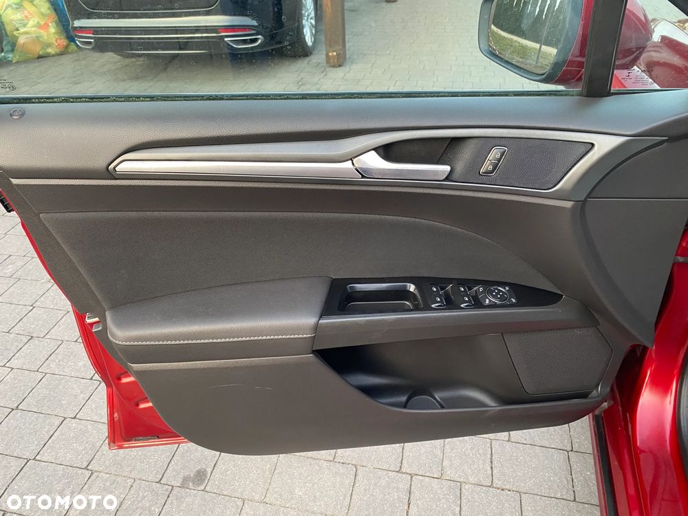 Ford Mondeo 2.0 TDCi Titanium - 20